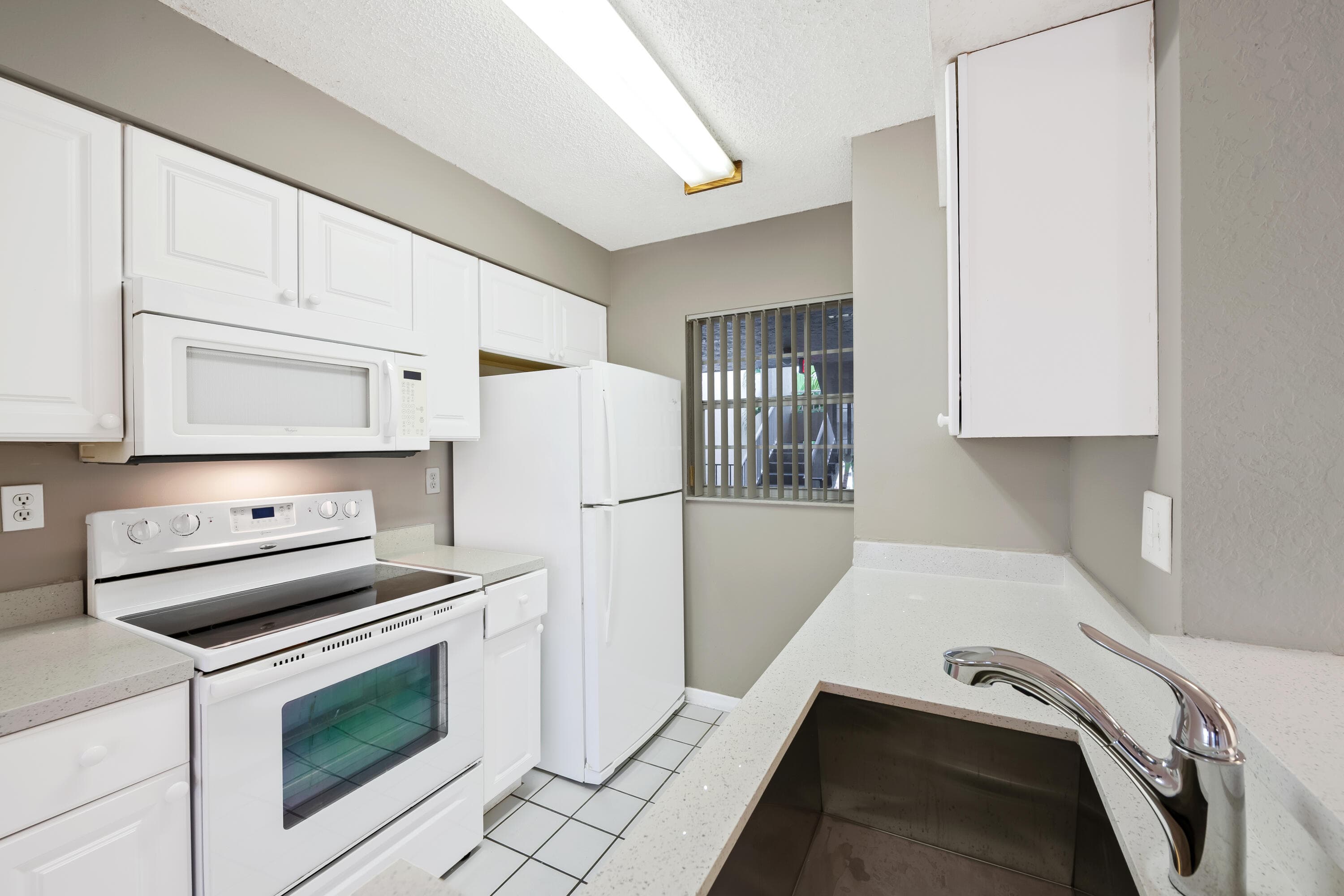 2861 N Oakland Forest Drive 202, Oakland Park, FL 33309 3