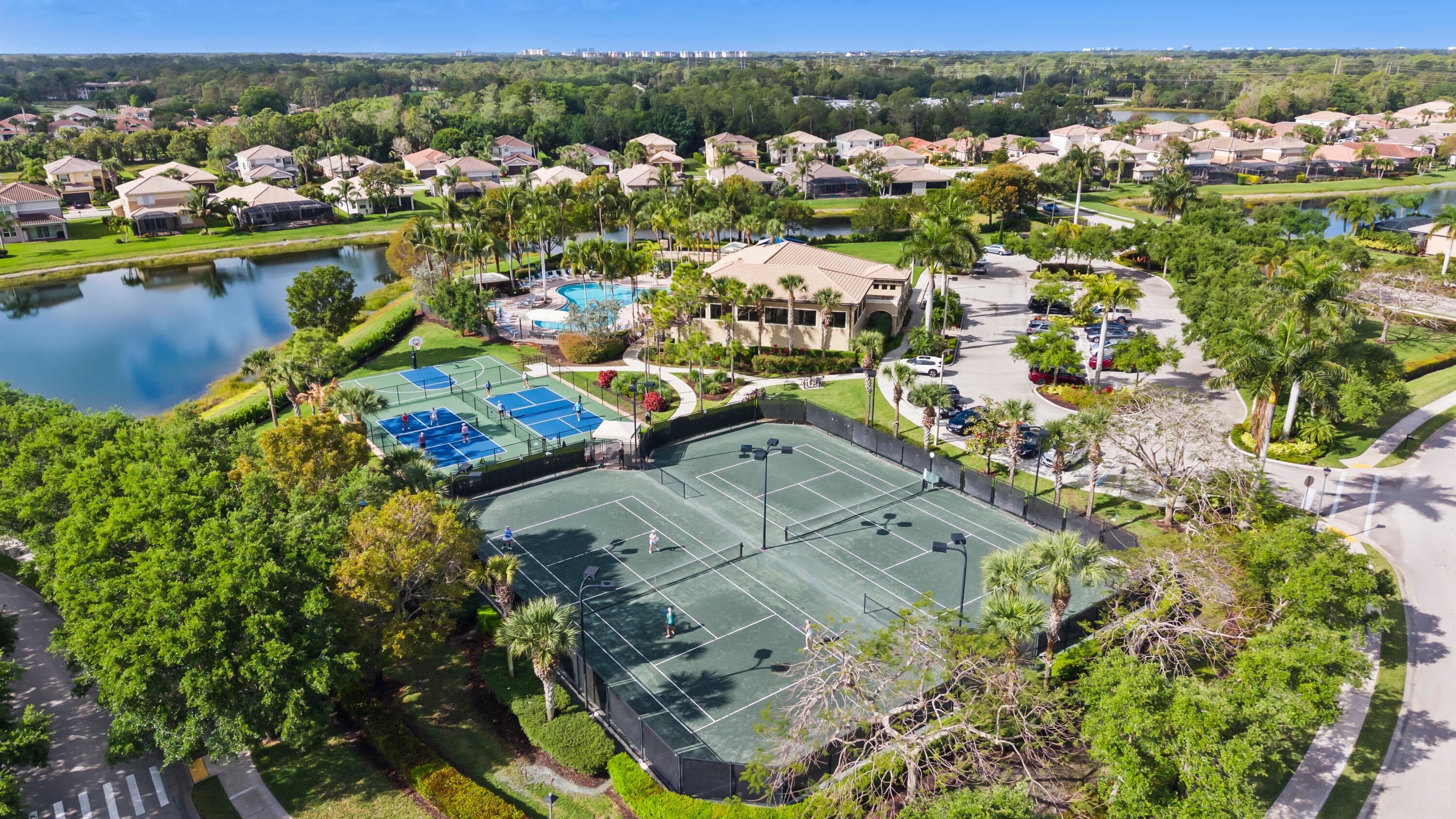 6513 Monterey Point 201, Naples, FL 34105 35