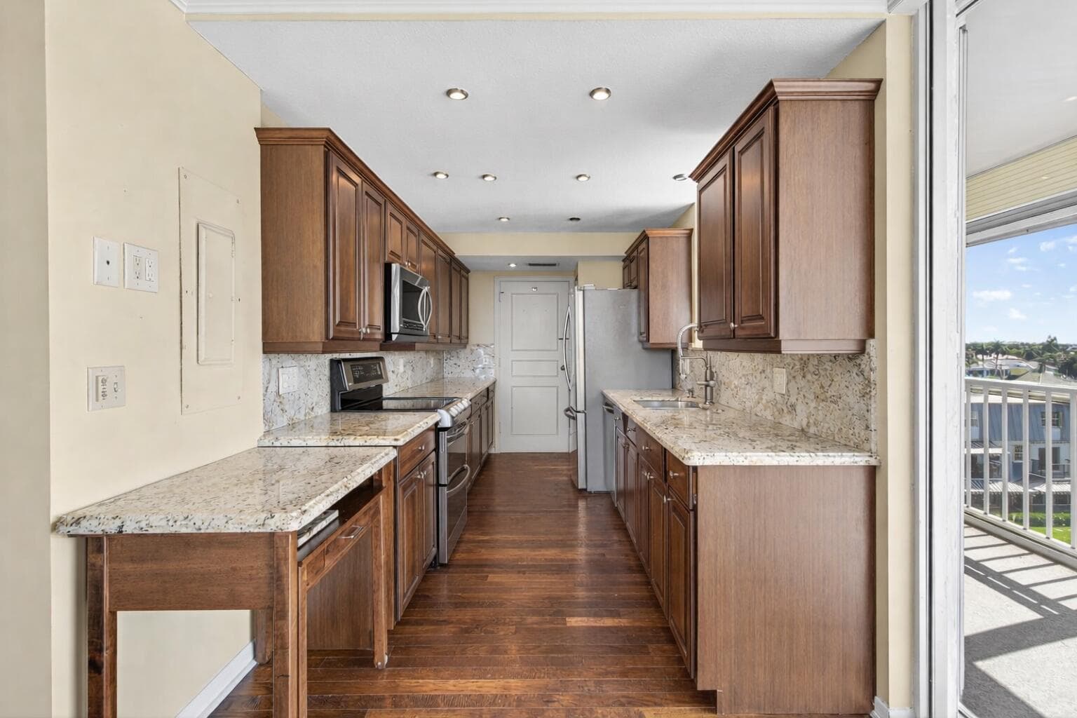2000 S Ocean Boulevard 403, Delray Beach, FL 33483 14