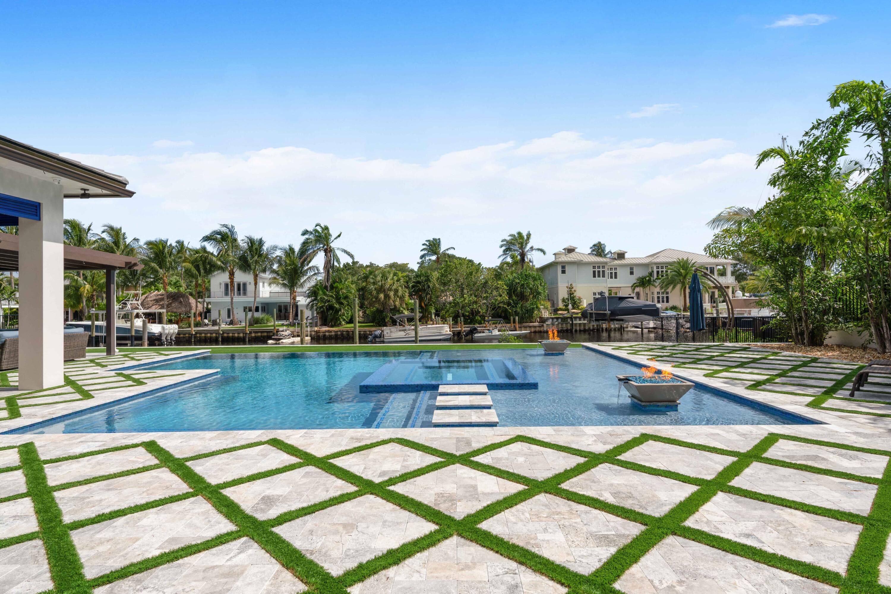 261 Old Jupiter Beach Road, Jupiter, FL 33477 68