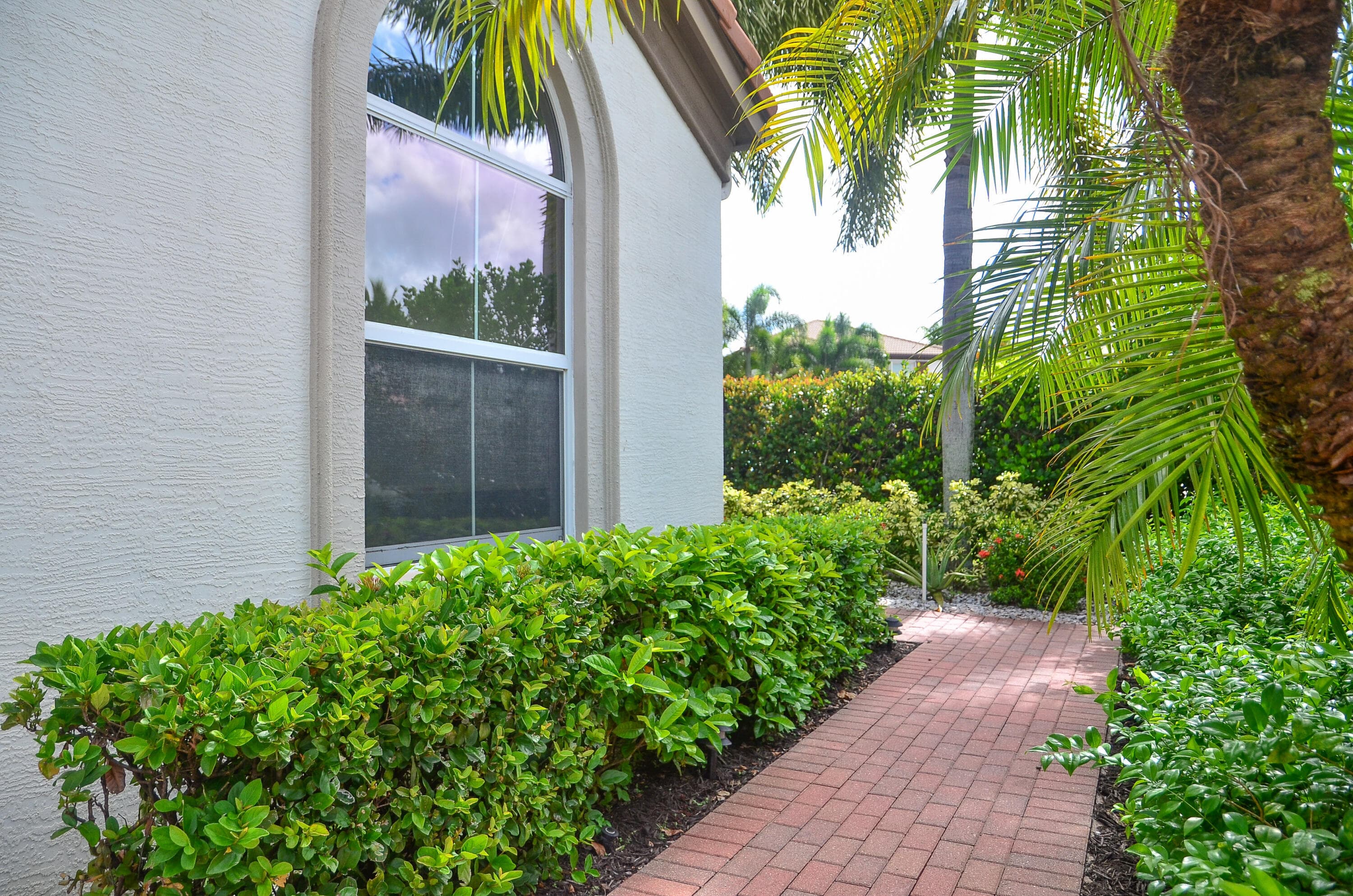 9720 Phipps Lane, Wellington, FL 33414 3