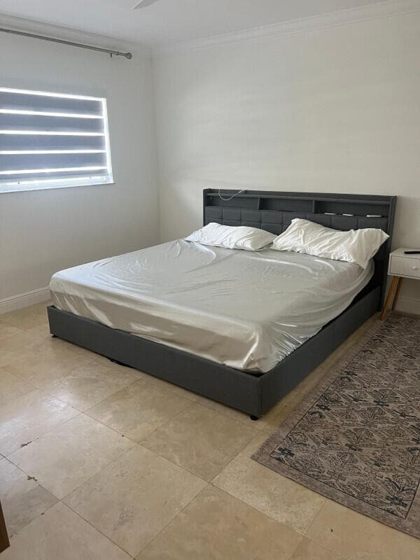 3601 NE 170th Street 207, North Miami Beach, FL 33160 3