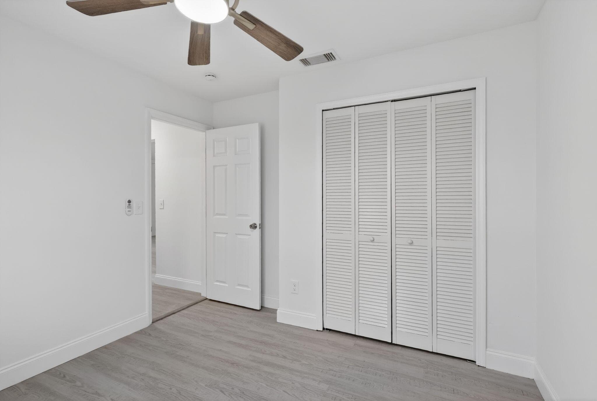 124 SE Eyerly Avenue, Port St. Lucie, FL 34983 13