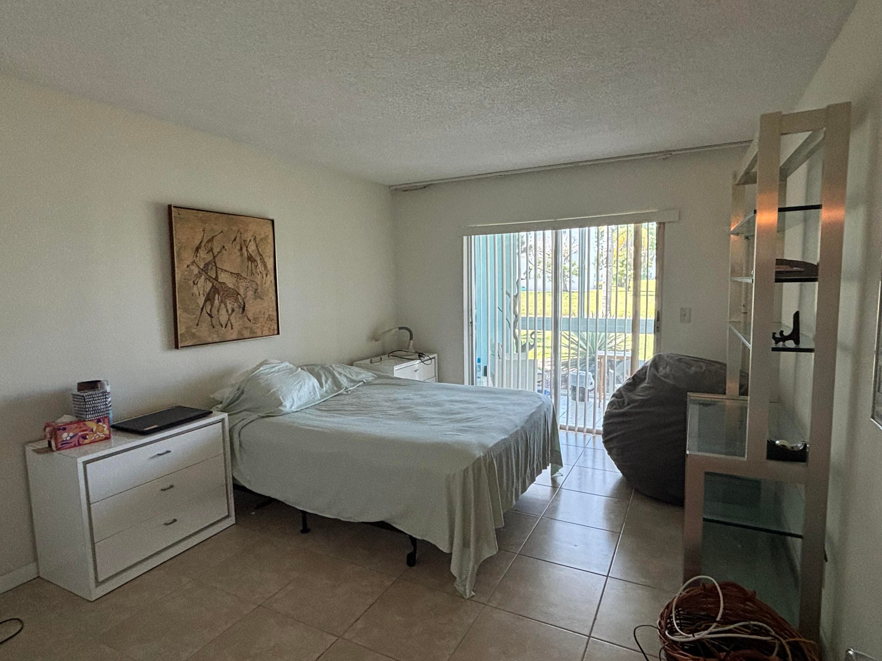 105 E Wellington 105, West Palm Beach, FL 33417 5