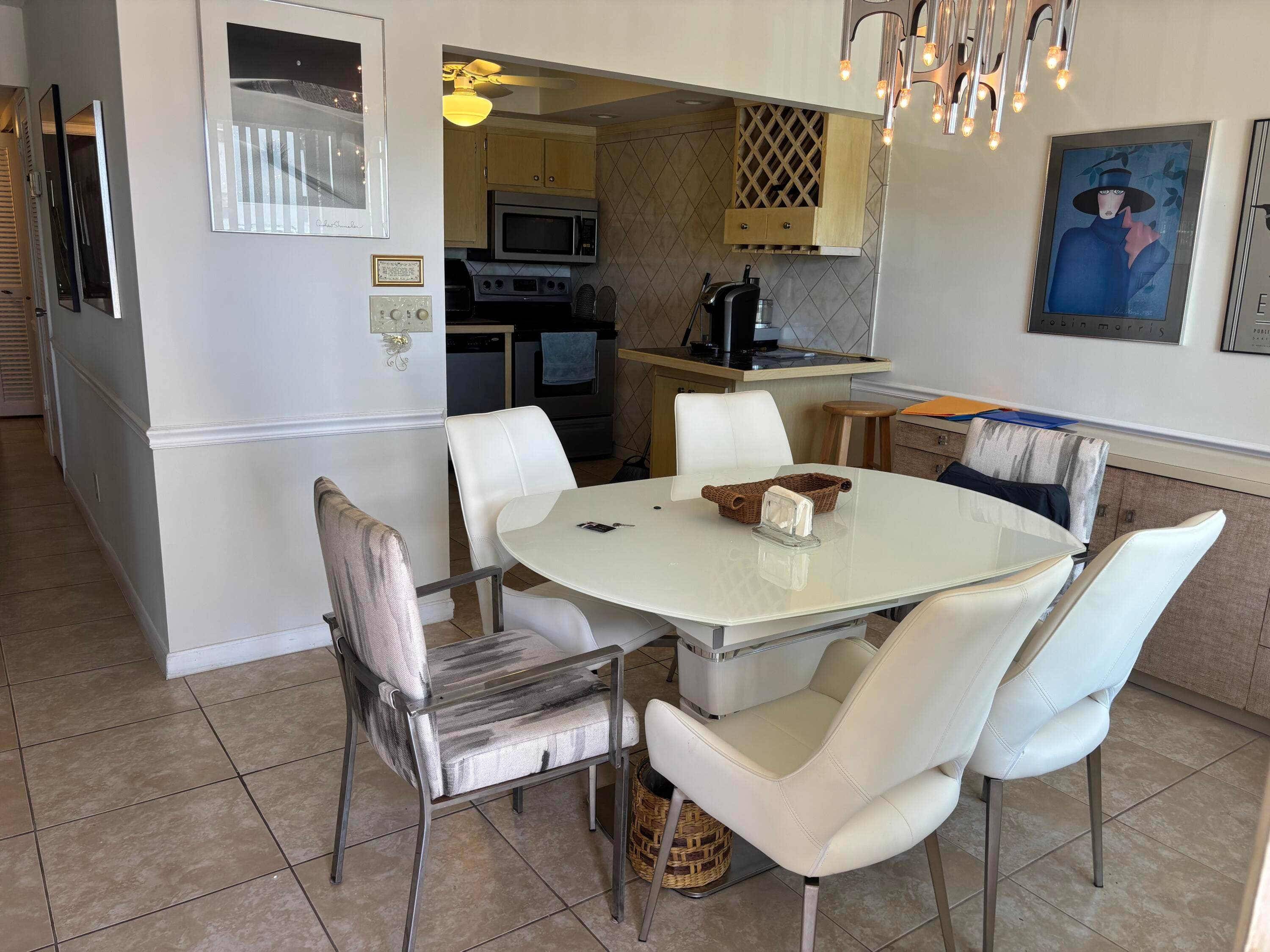 105 E Wellington 105, West Palm Beach, FL 33417 2
