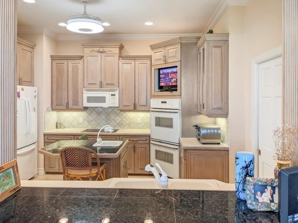 8327 Jimmy Buffett Mem Highway, Melbourne Beach, FL 32951 20
