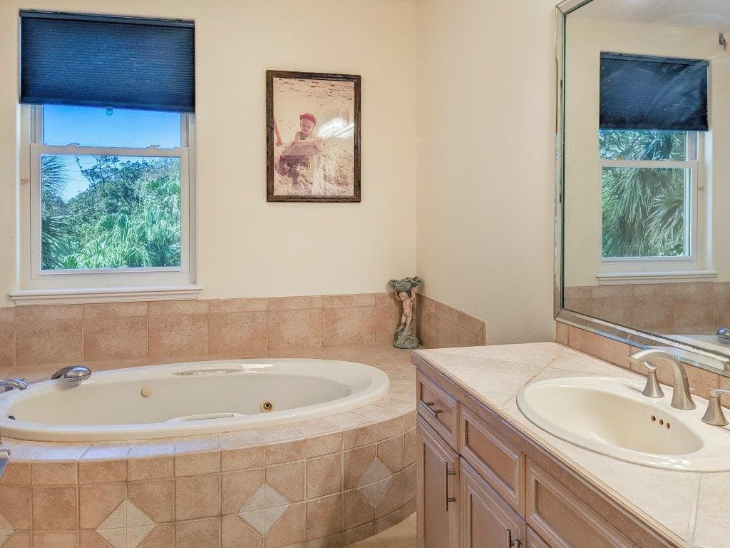 8327 Jimmy Buffett Mem Highway, Melbourne Beach, FL 32951 32