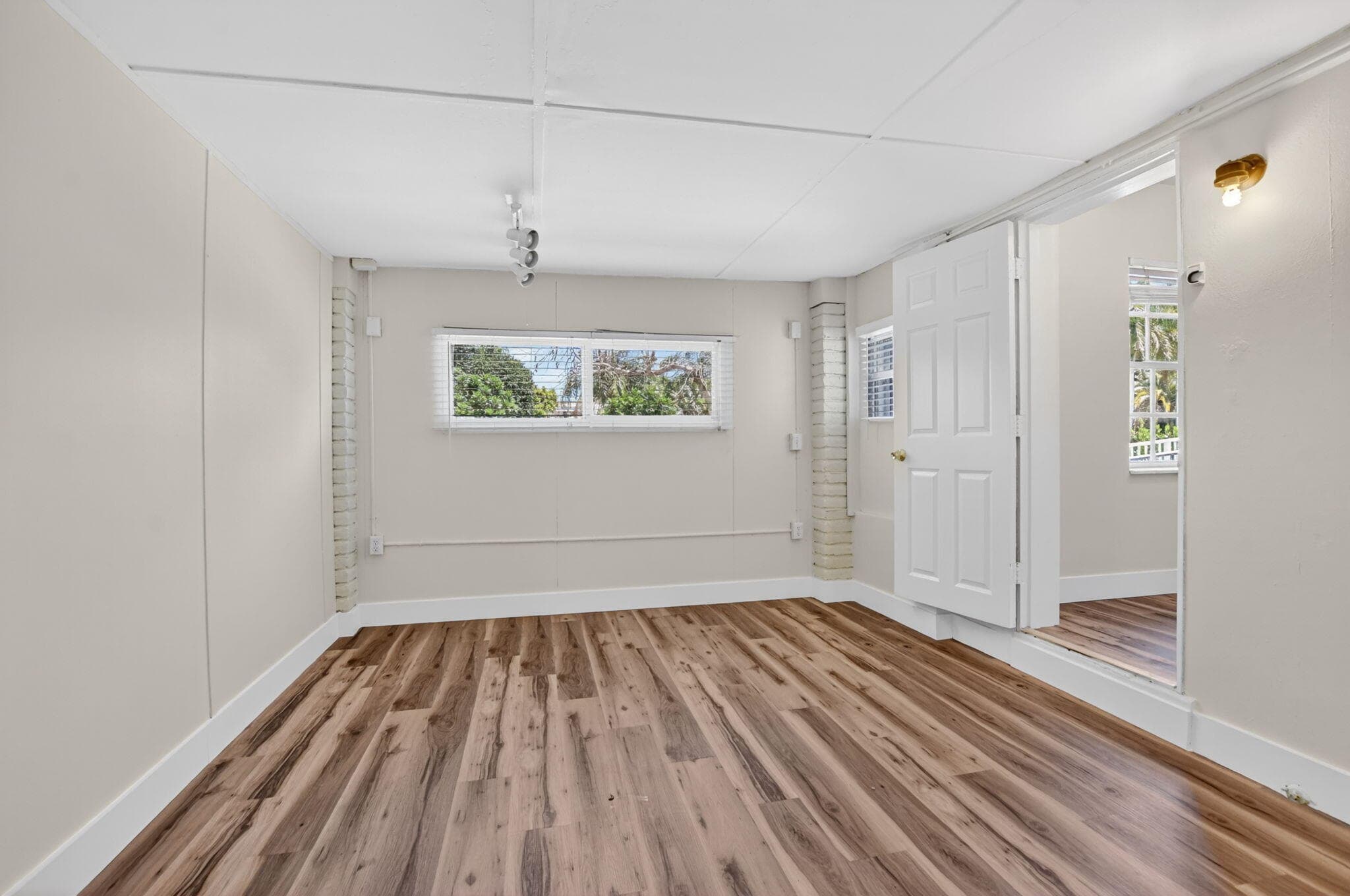 277 NW 3rd Court, Boca Raton, FL 33432 23