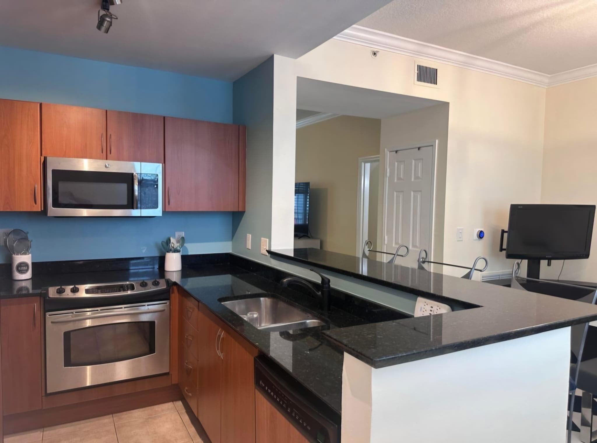 146 Moorings Drive, Lantana, FL 33462 5