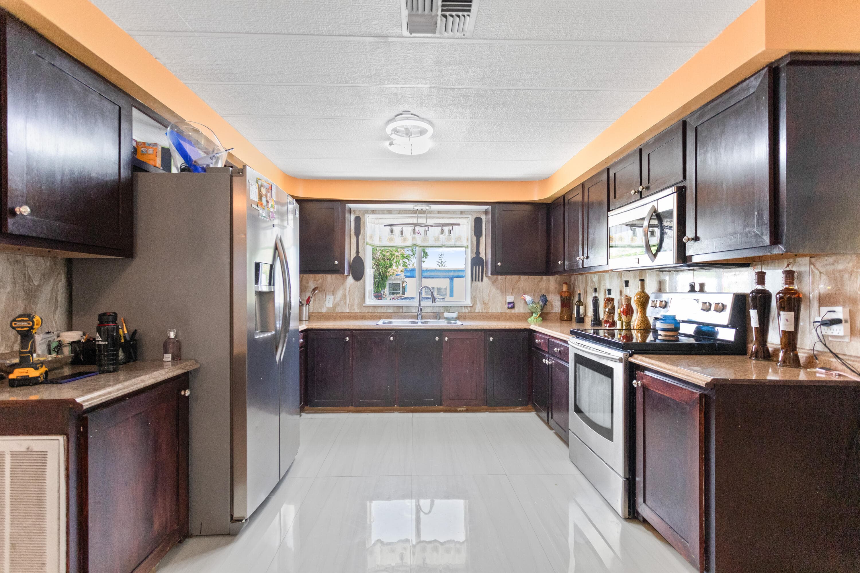 2961 SW 52nd Terrace, Davie, FL 33314 27