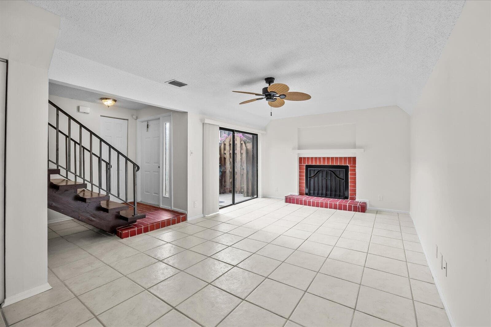 3548 Gardens East Drive B, Palm Beach Gardens, FL 33410 7