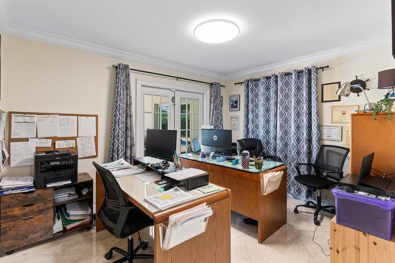 1650 NE 3rd Avenue, Delray Beach, FL 33444 12