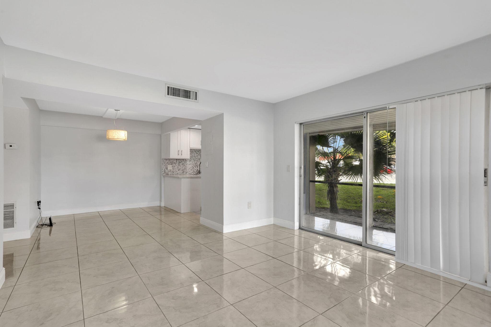 4156 Inverrary Drive 111, Lauderhill, FL 33319 12