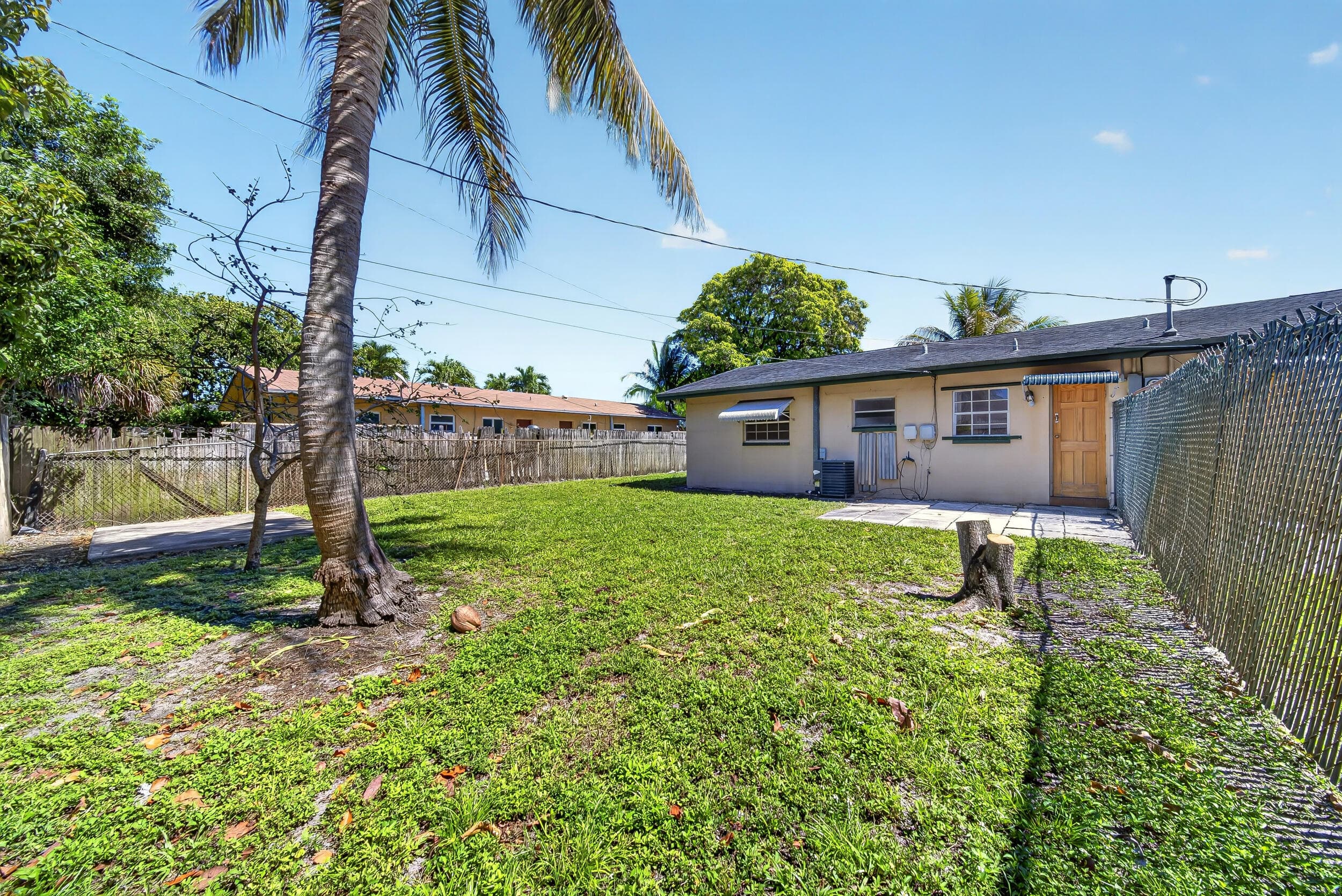 121 NW 56th Court 1-2, Oakland Park, FL 33309 21