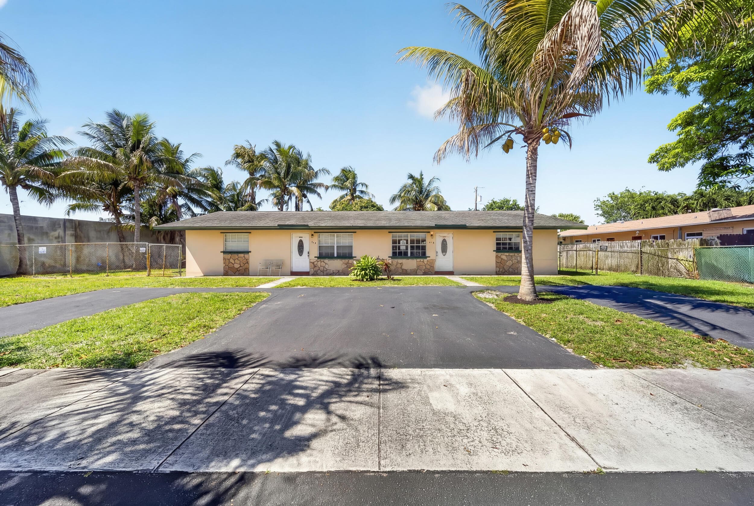121 NW 56th Court 1-2, Oakland Park, FL 33309