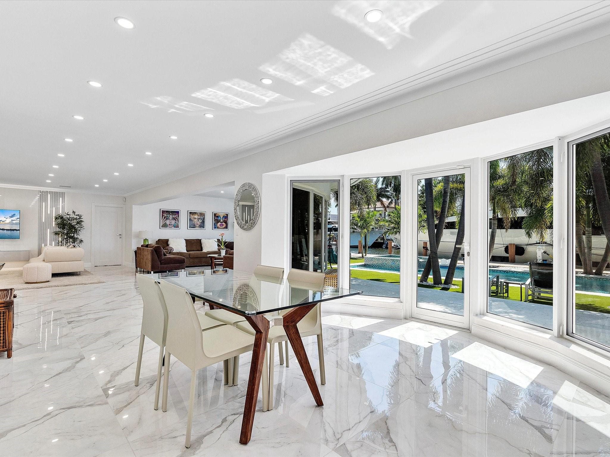 207 Royal Palm Drive, Fort Lauderdale, FL 33301 30