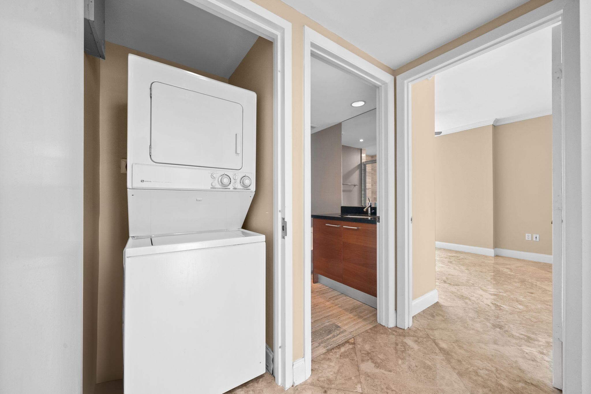 101 S Fort Lauderdale Beach Boulevard 1206, Fort Lauderdale, FL 33316 38