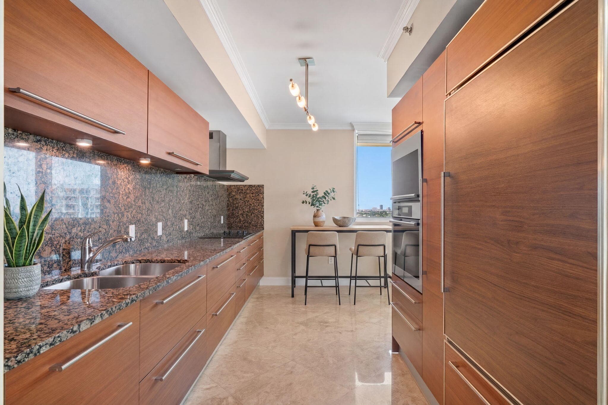 101 S Fort Lauderdale Beach Boulevard 1206, Fort Lauderdale, FL 33316 18
