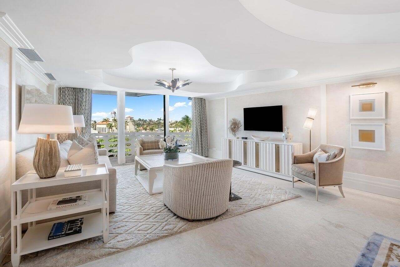 130 Sunrise Avenue 616, Palm Beach, FL 33480 4
