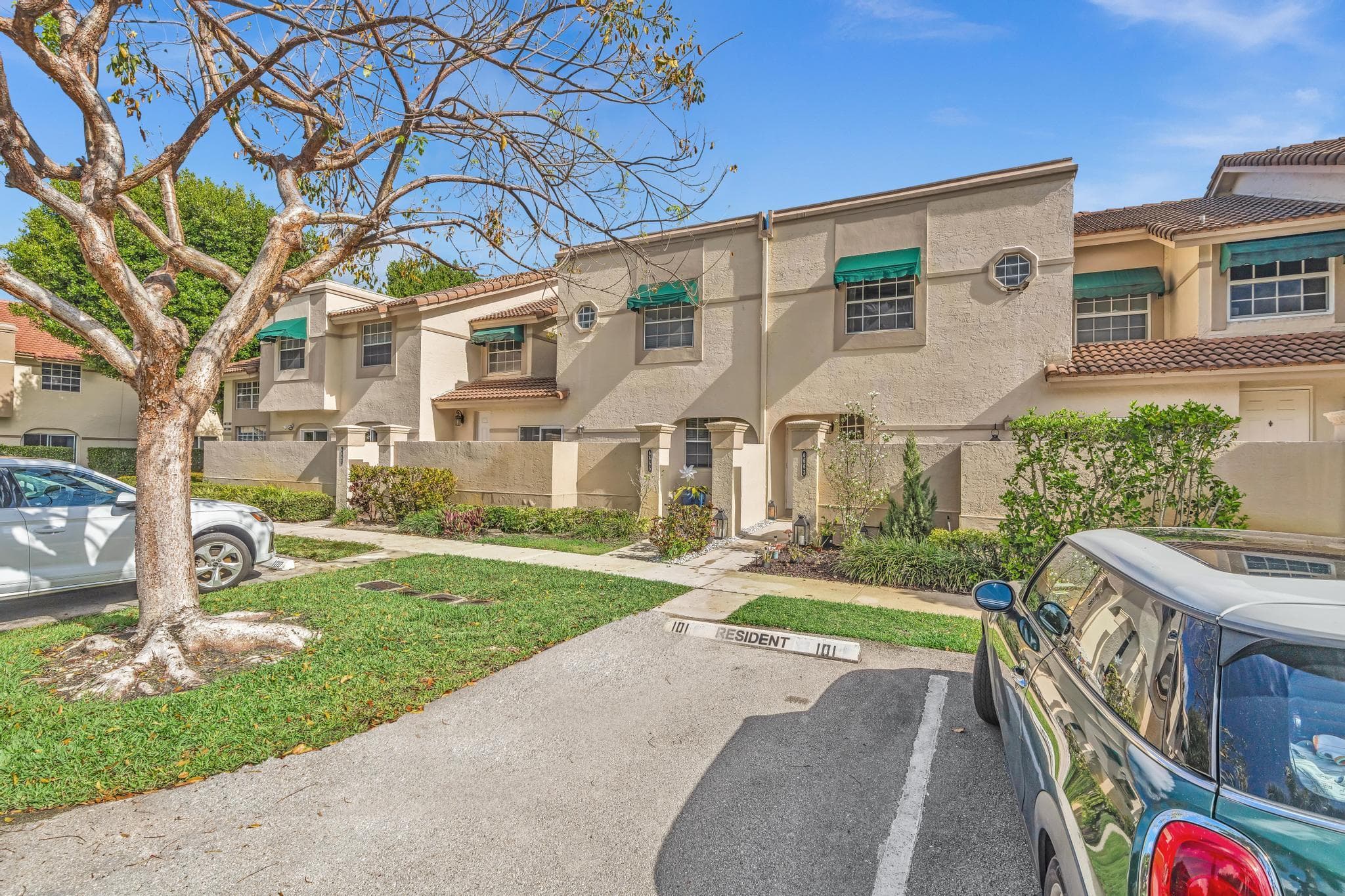 6663 Via Regina, Boca Raton, FL 33433 45