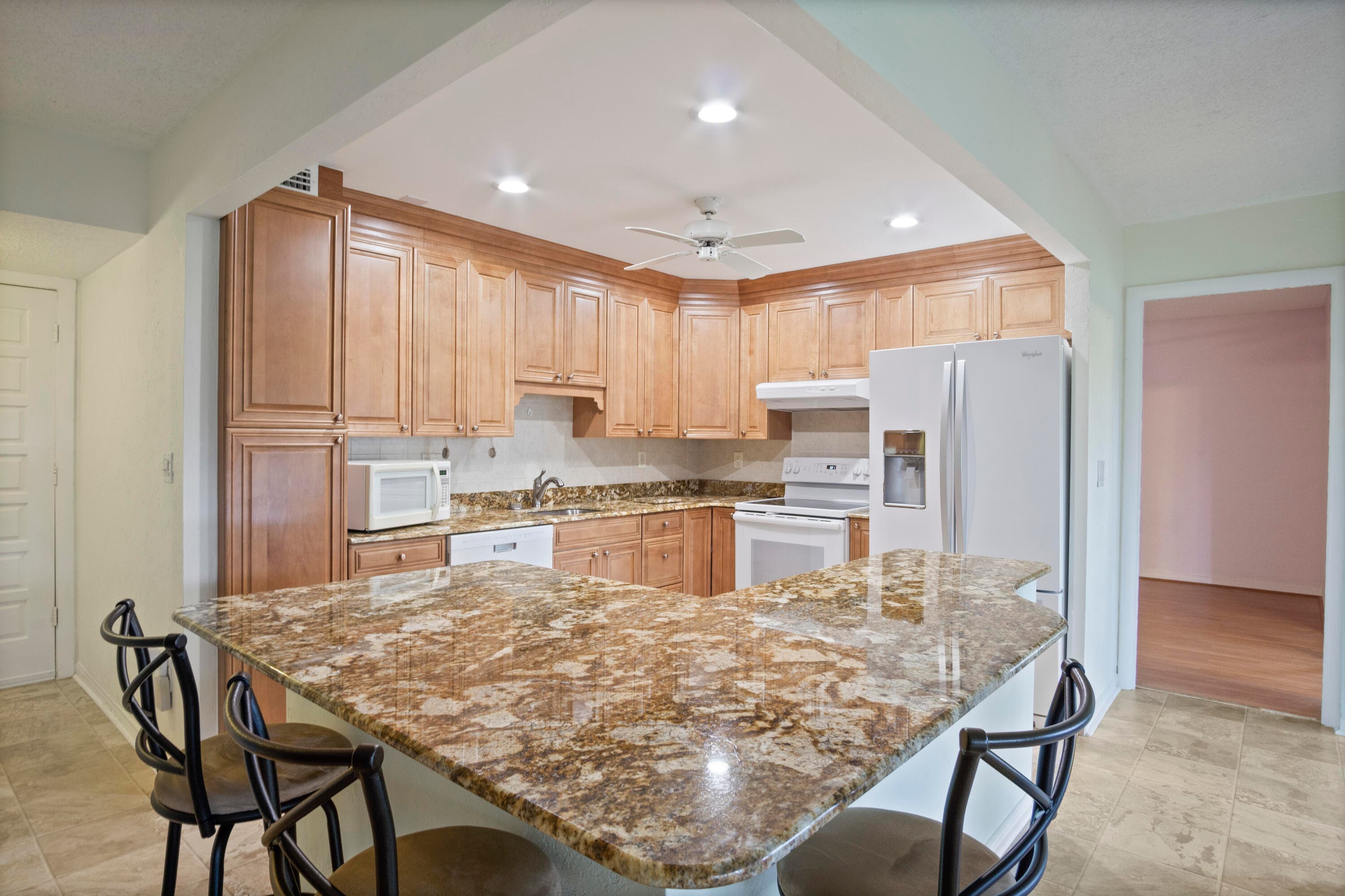 1800 SE Saint Lucie Boulevard 9-204, Stuart, FL 34996 2