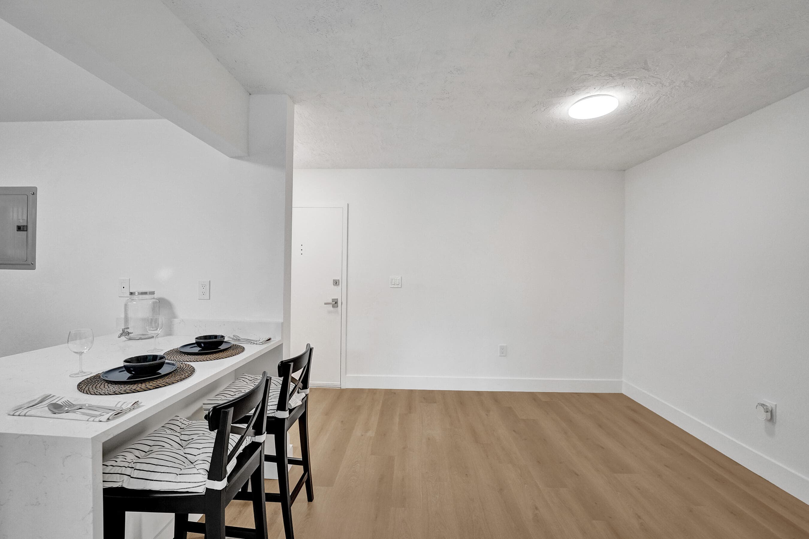 7300 NW 17th Street 305, Plantation, FL 33313 5