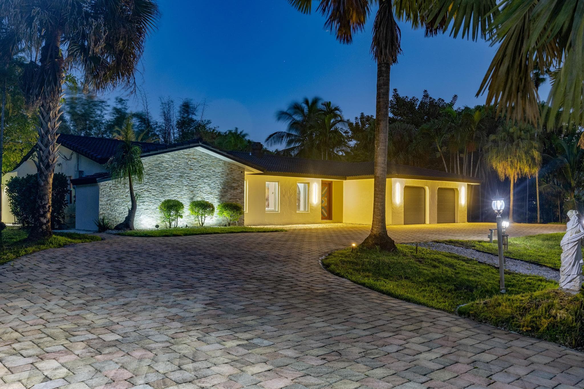 11621 NW 21st Court, Plantation, FL 33323 4