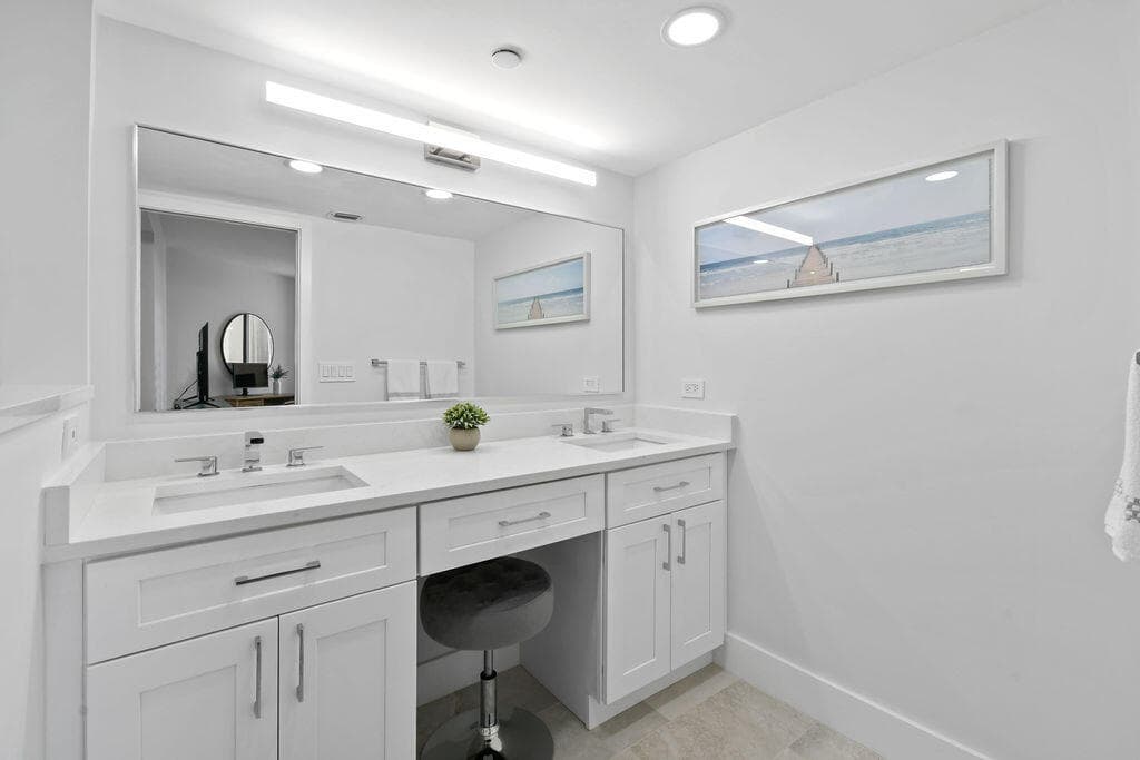 3560 S Ocean Boulevard 907, South Palm Beach, FL 33480 19