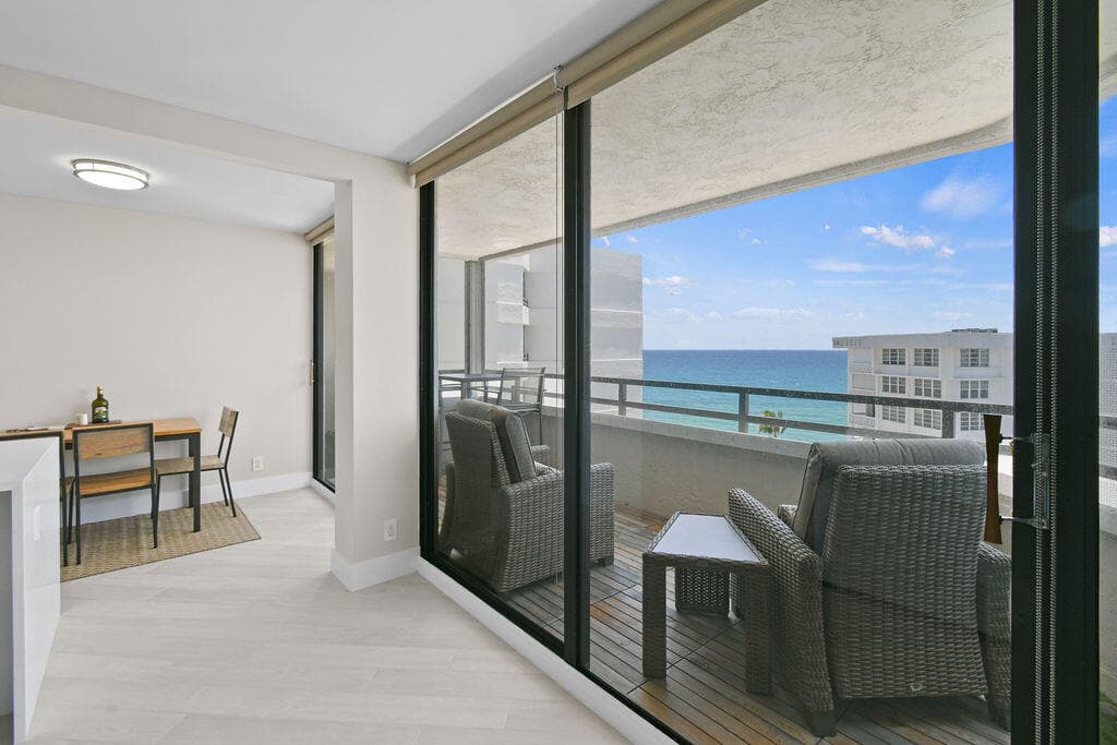 3560 S Ocean Boulevard 907, South Palm Beach, FL 33480 29