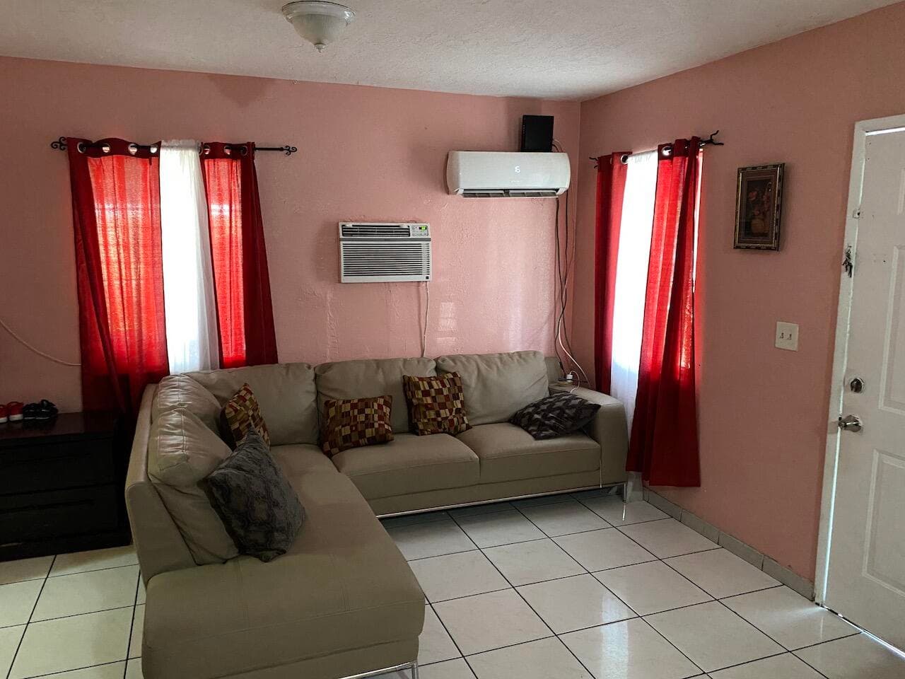 12920 Westview Drive 1, Miami, FL 33167 3