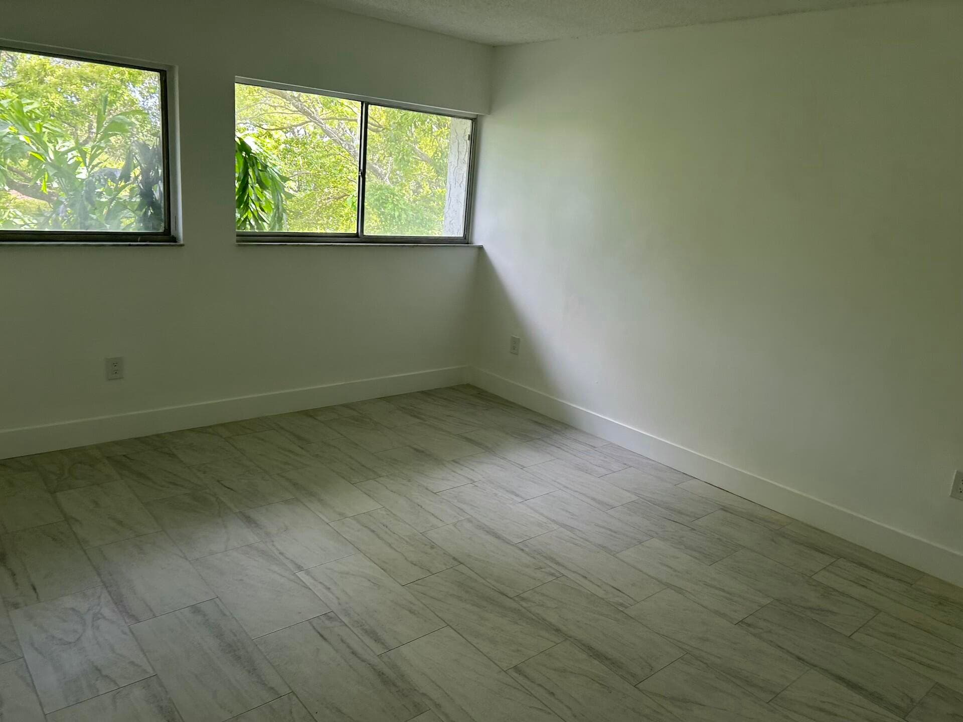 701 N Pine Island Road 304, Plantation, FL 33324 53