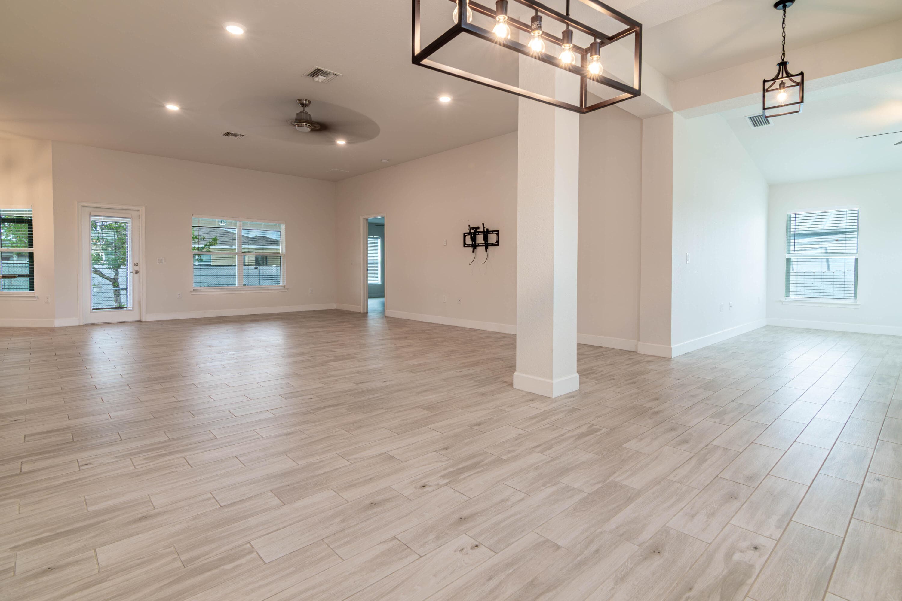1513 NE 43rd Terrace, Cape Coral, FL 33909 7