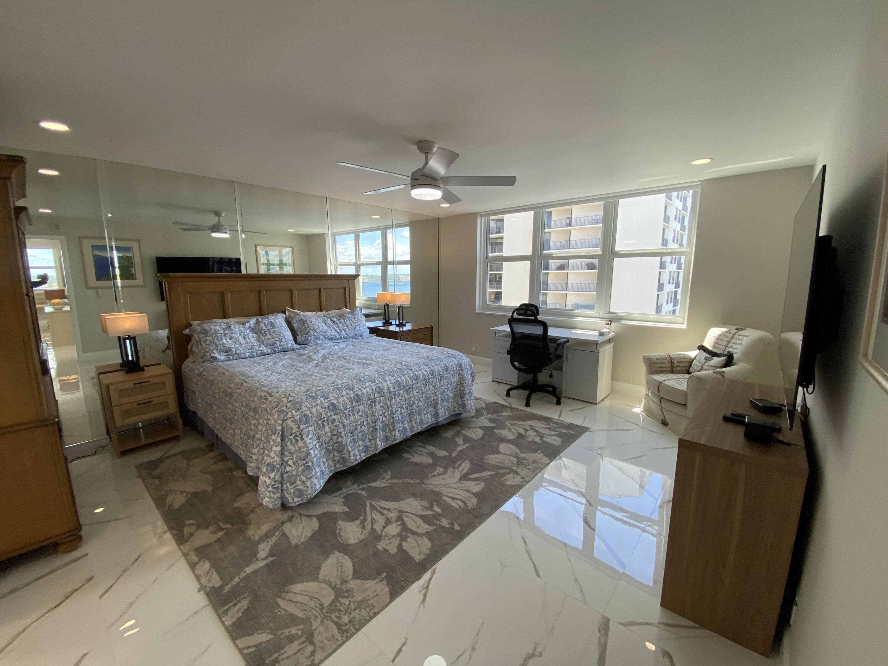 5440 N Ocean Drive 1501, Singer Island, FL 33404 14