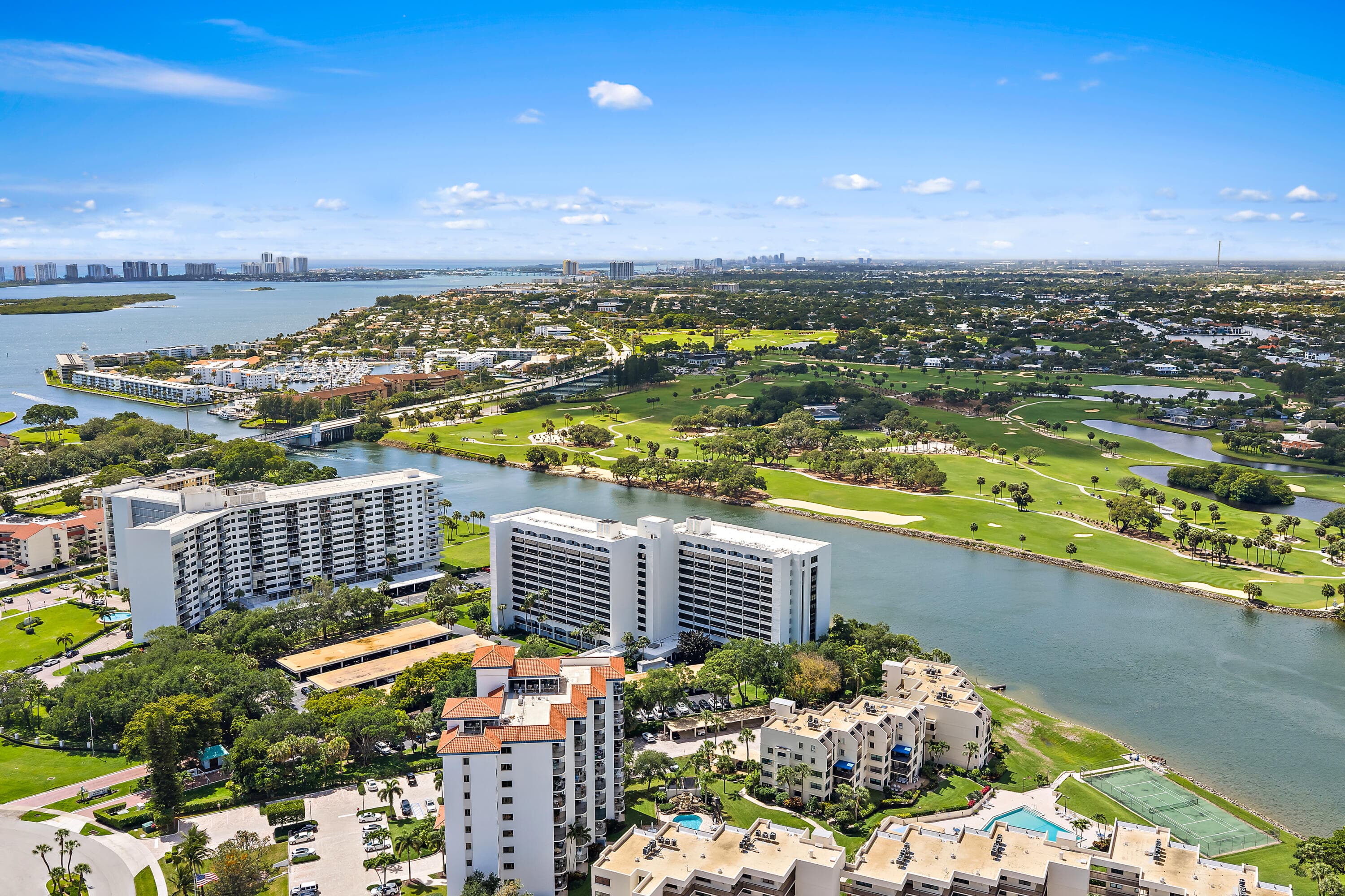 356 Golfview Road 903, North Palm Beach, FL 33408 76