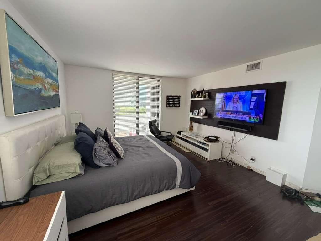 1581 Brickell Avenue 406, Miami, FL 33129 18