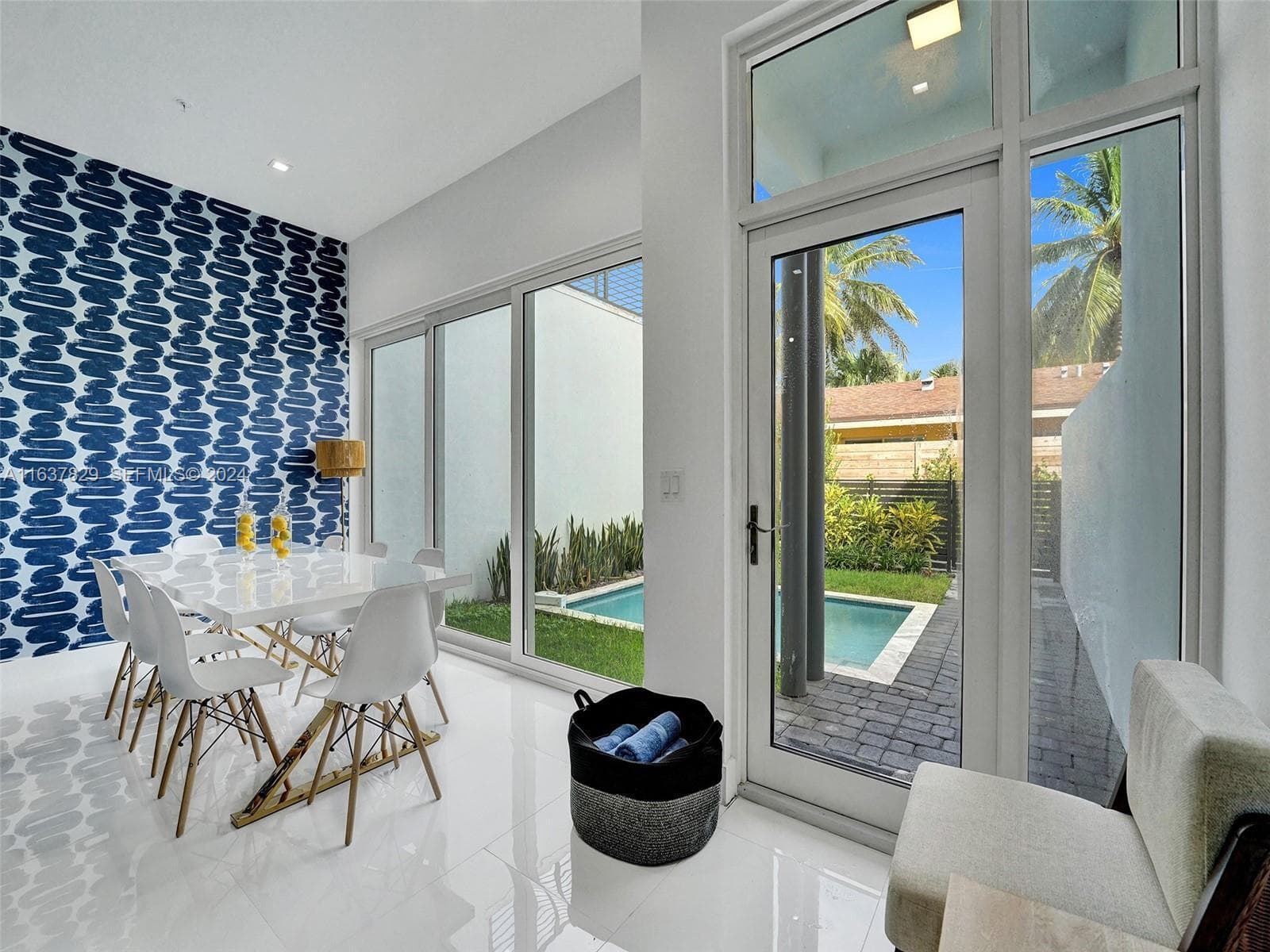1222 NE 15th Avenue, Fort Lauderdale, FL 33304 9