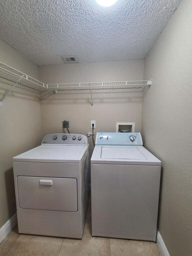 1517 Lake Crystal Drive E, West Palm Beach, FL 33411 18