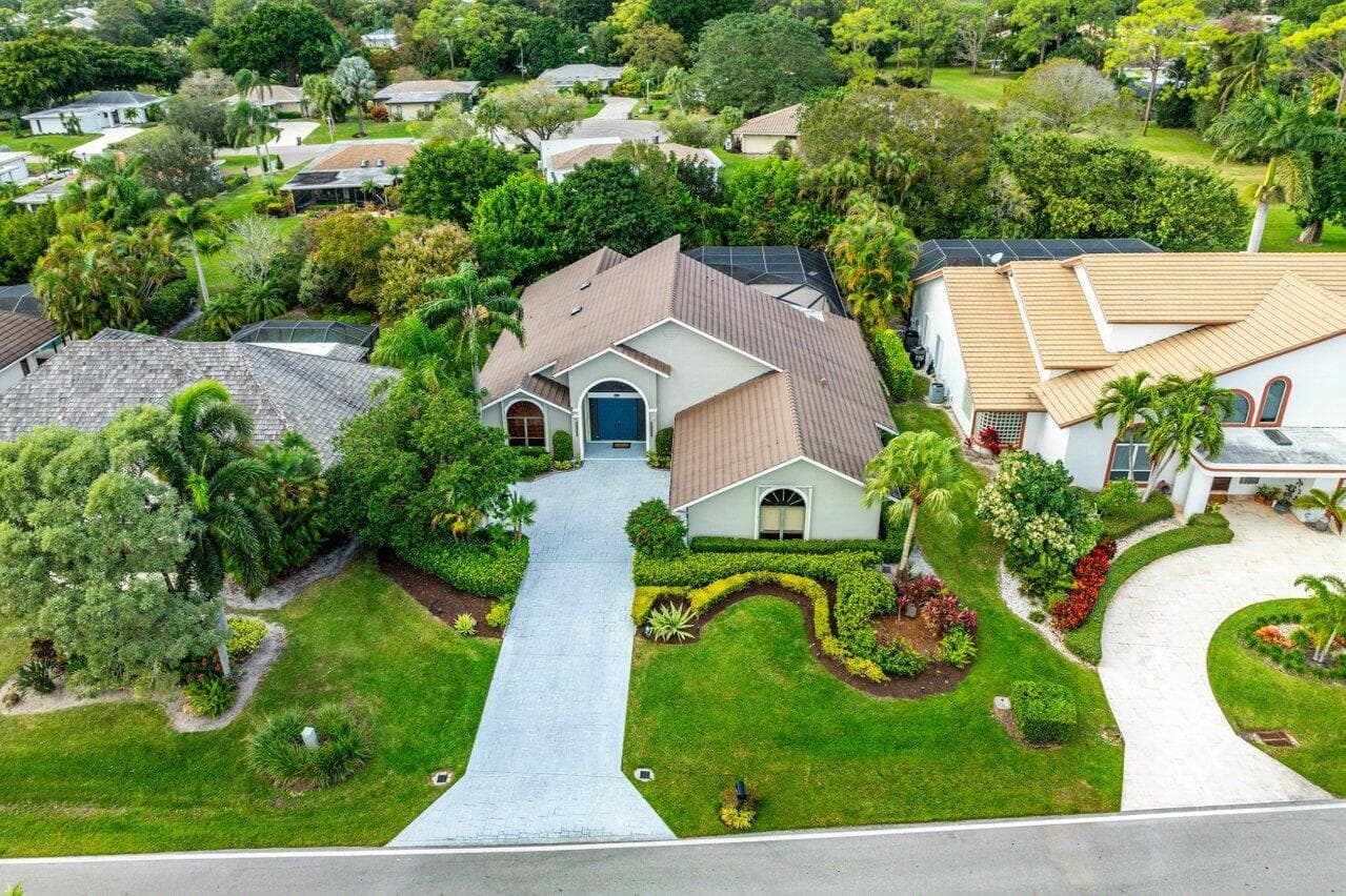 6415 Brandon Street, Palm Beach Gardens, FL 33418 48