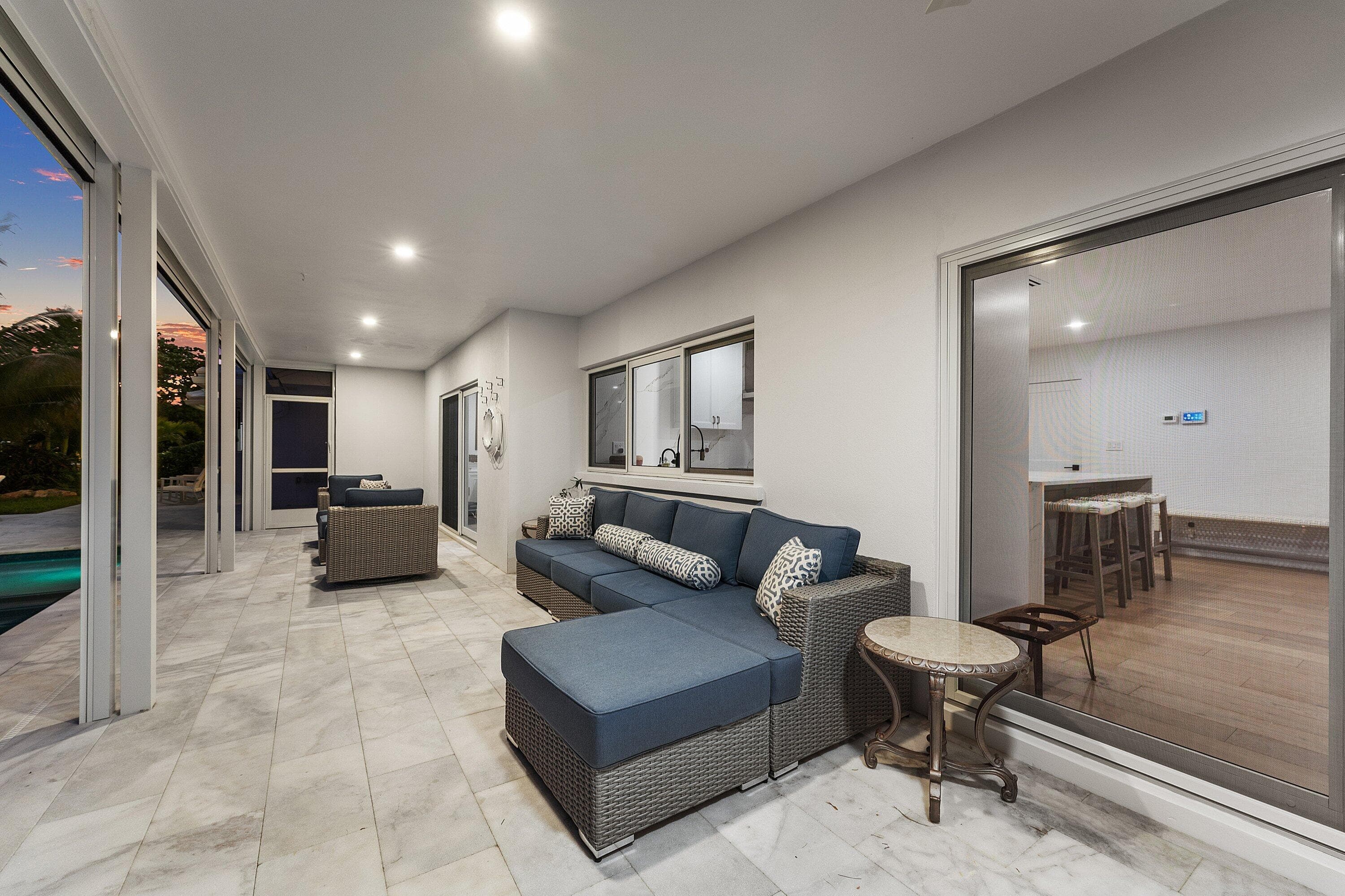 800 Holly Lane, Boca Raton, FL 33486 15
