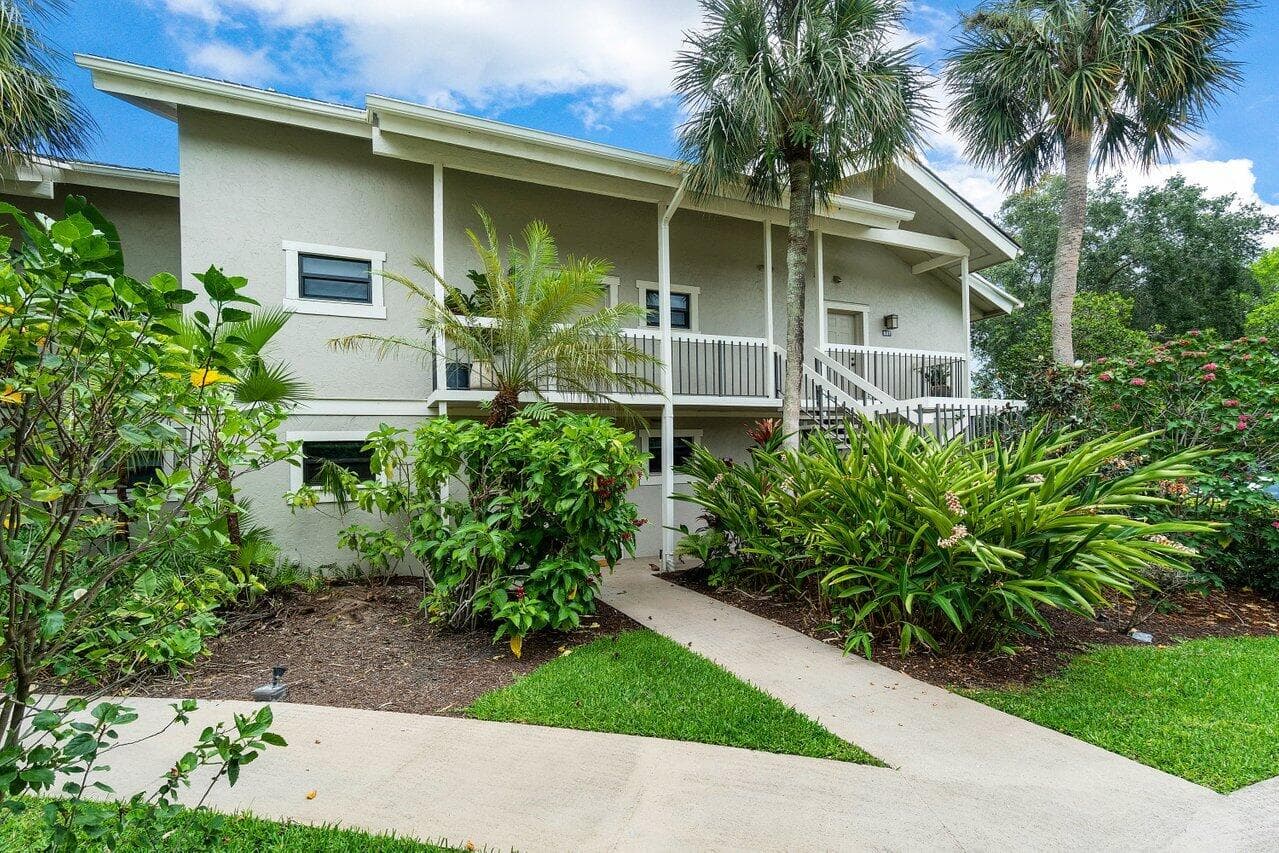11863 Wimbledon Circle 407, Wellington, FL 33414 8