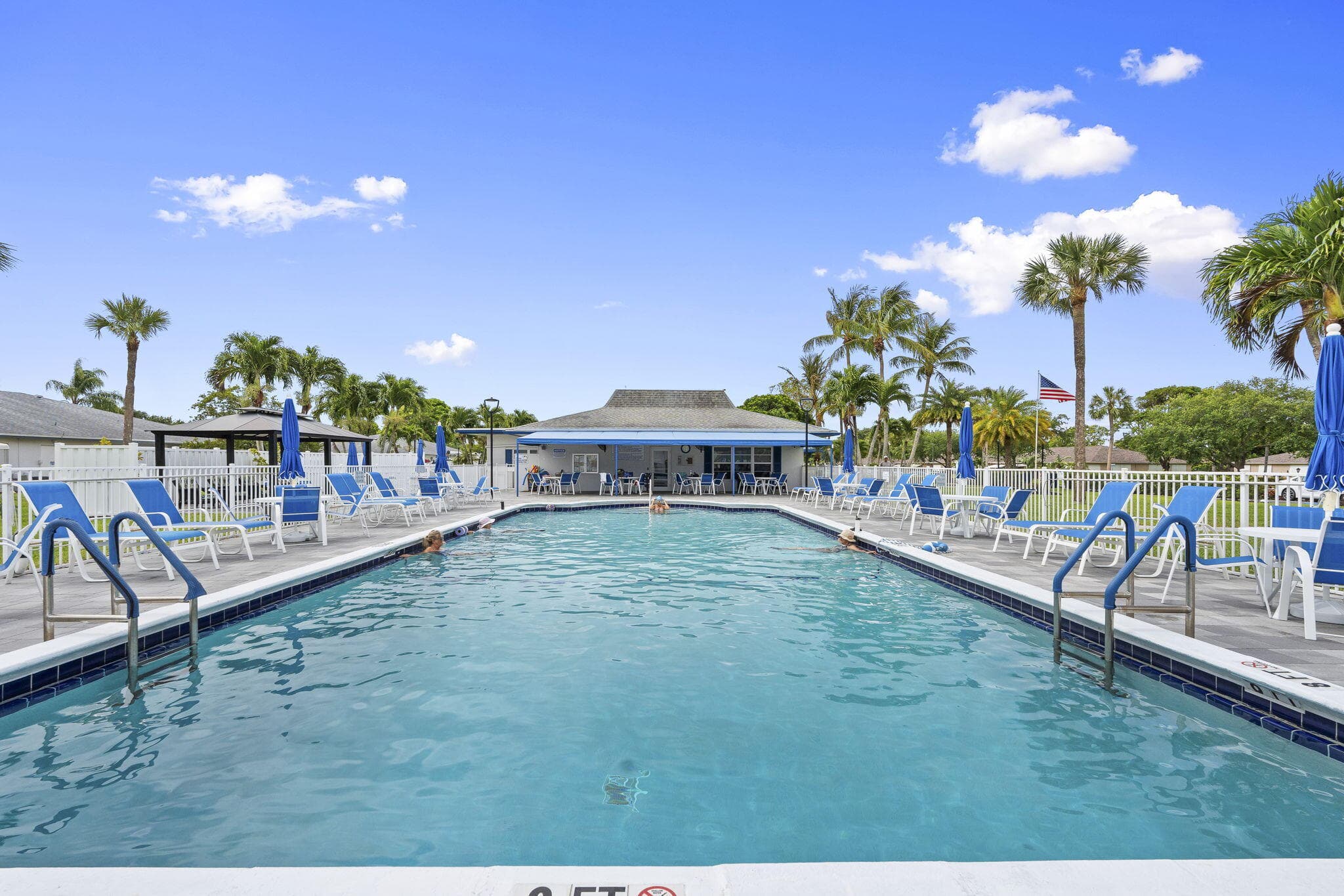 1177 S Drive Circle B, Delray Beach, FL 33445 33