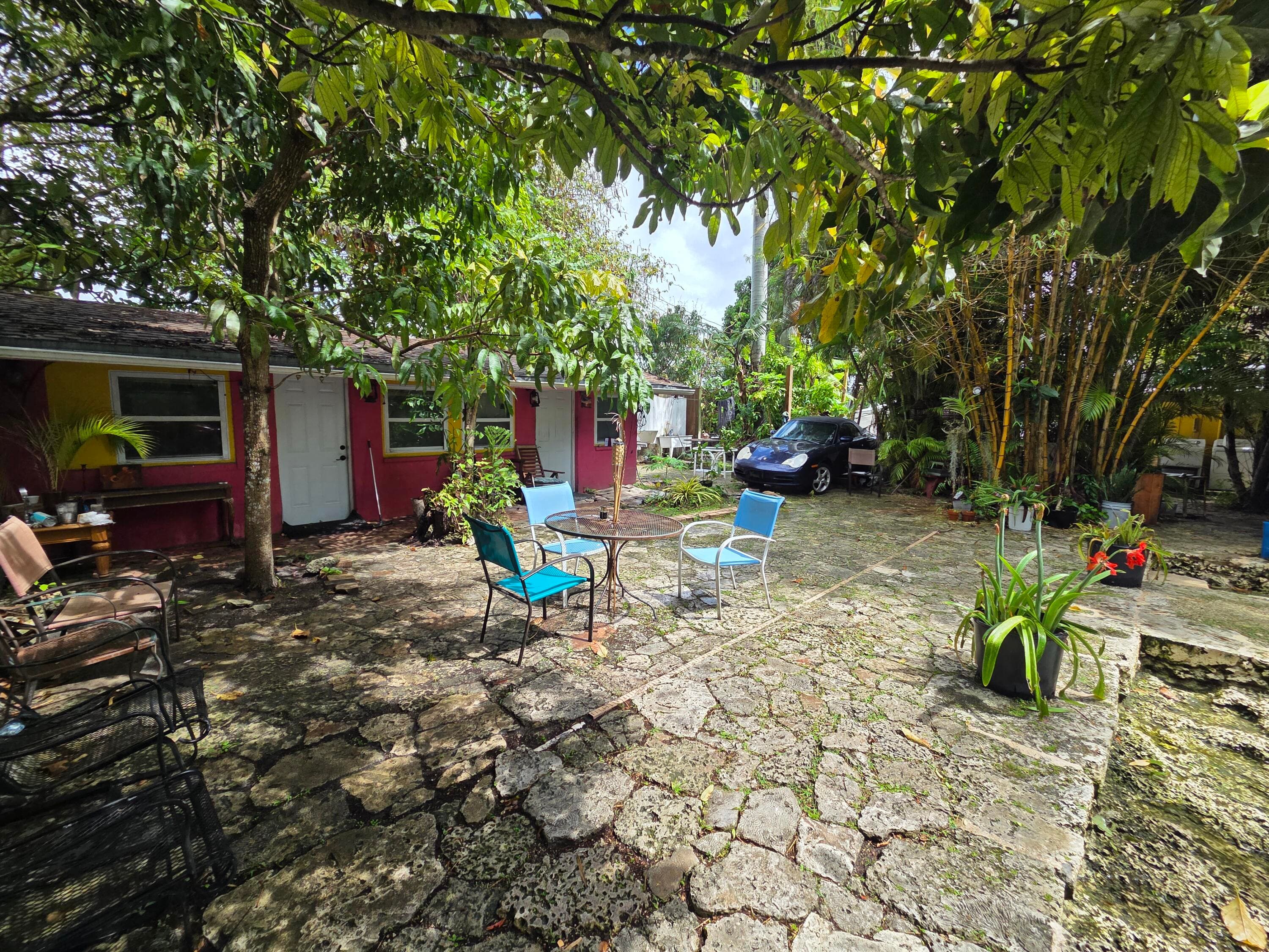 238 SW 1st Street, Florida City, FL 33034 6