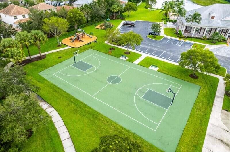 9271 Madewood Court, West Palm Beach, FL 33411 25