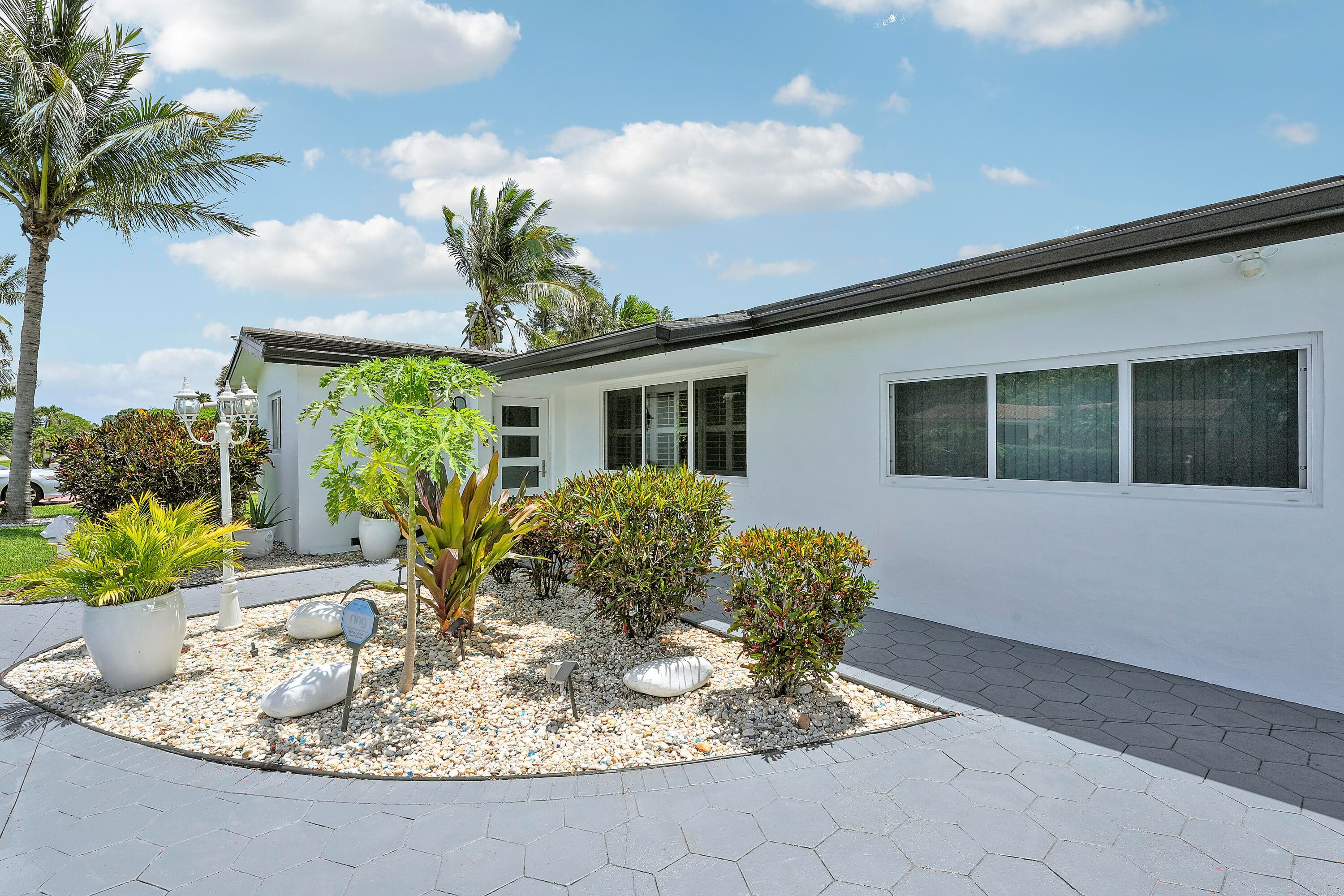 1360 SW 32nd Street, Fort Lauderdale, FL 33315 2