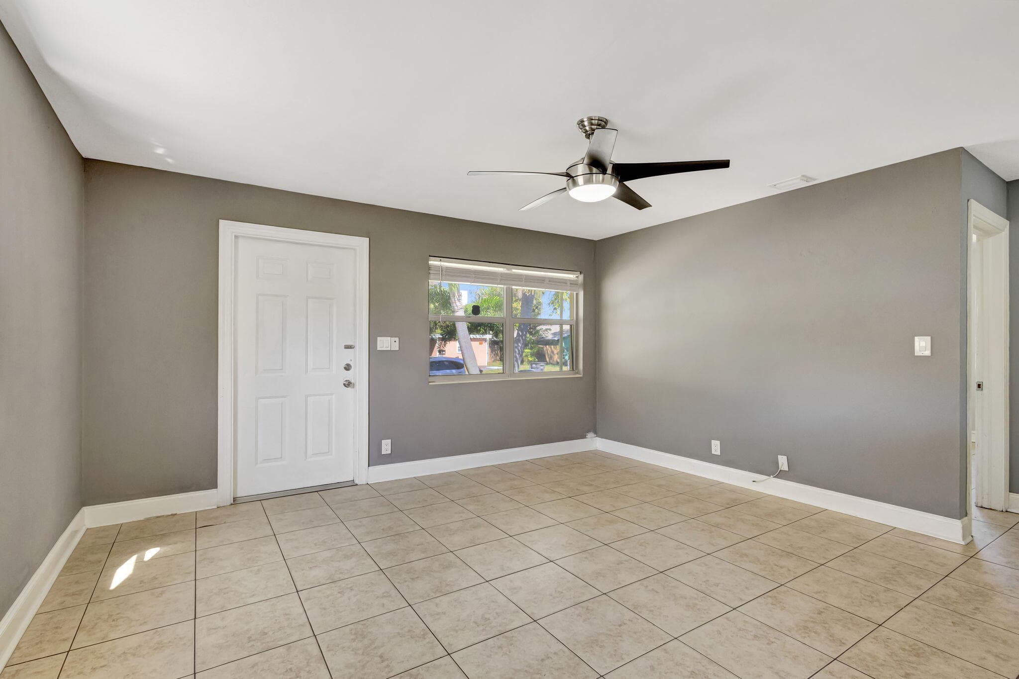 510 48th Street, West Palm Beach, FL 33407 12