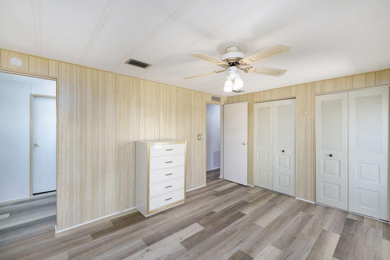 2001 N 83rd Ave Avenue N 1281, St. Petersburg, FL 33702 8