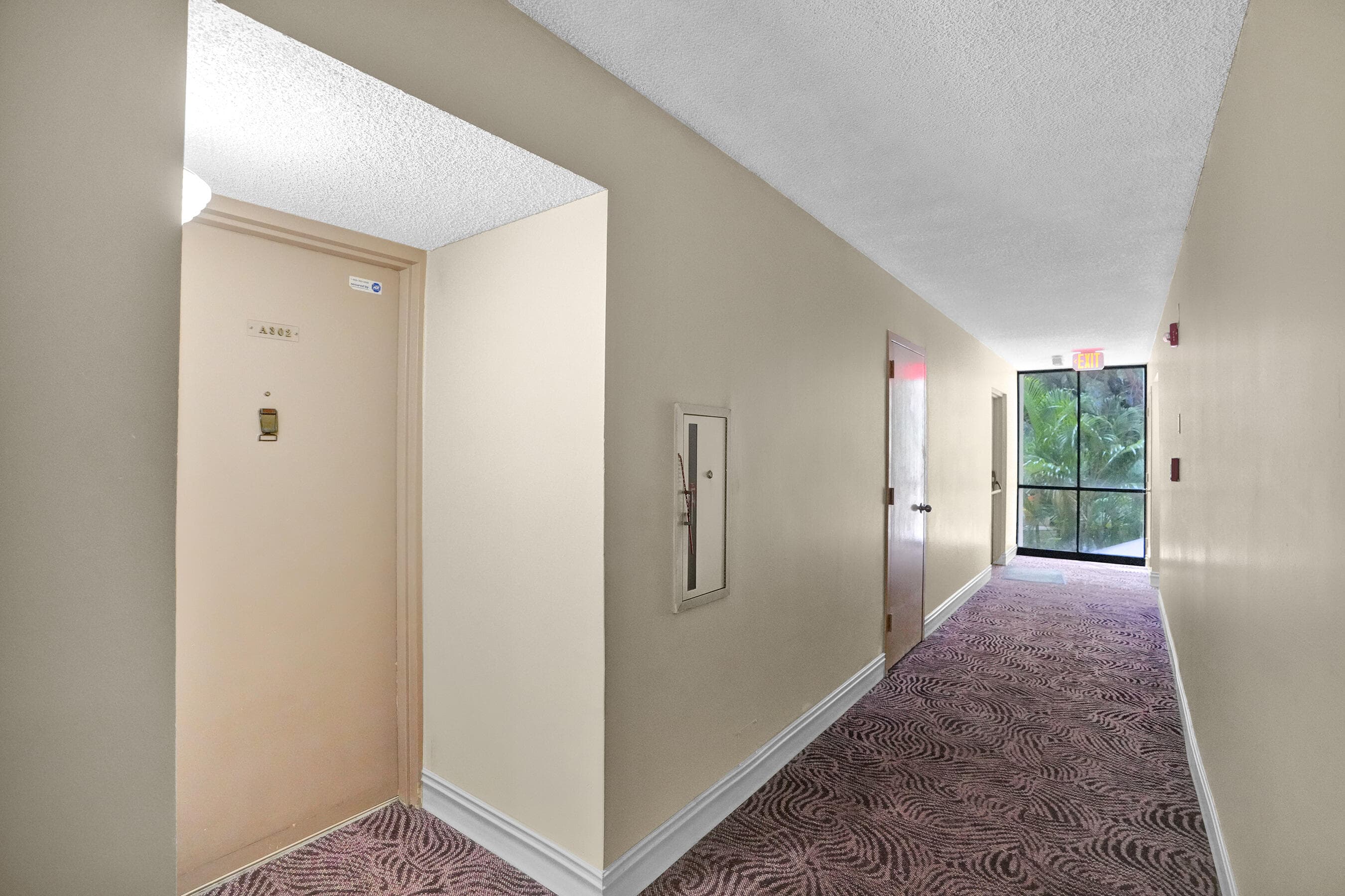 2800 N 46th Avenue A302, Hollywood, FL 33021 27