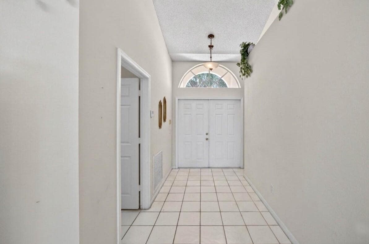 10870 Old Bridgeport Lane, Boca Raton, FL 33498 8