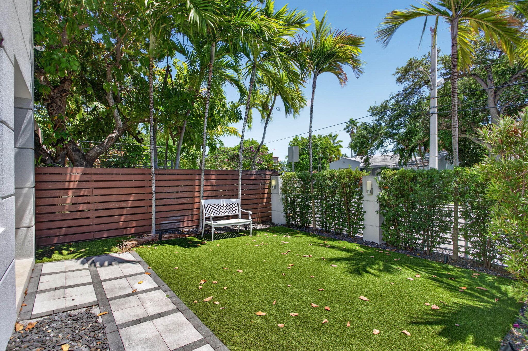 915 SE 2nd Court, Fort Lauderdale, FL 33301 30