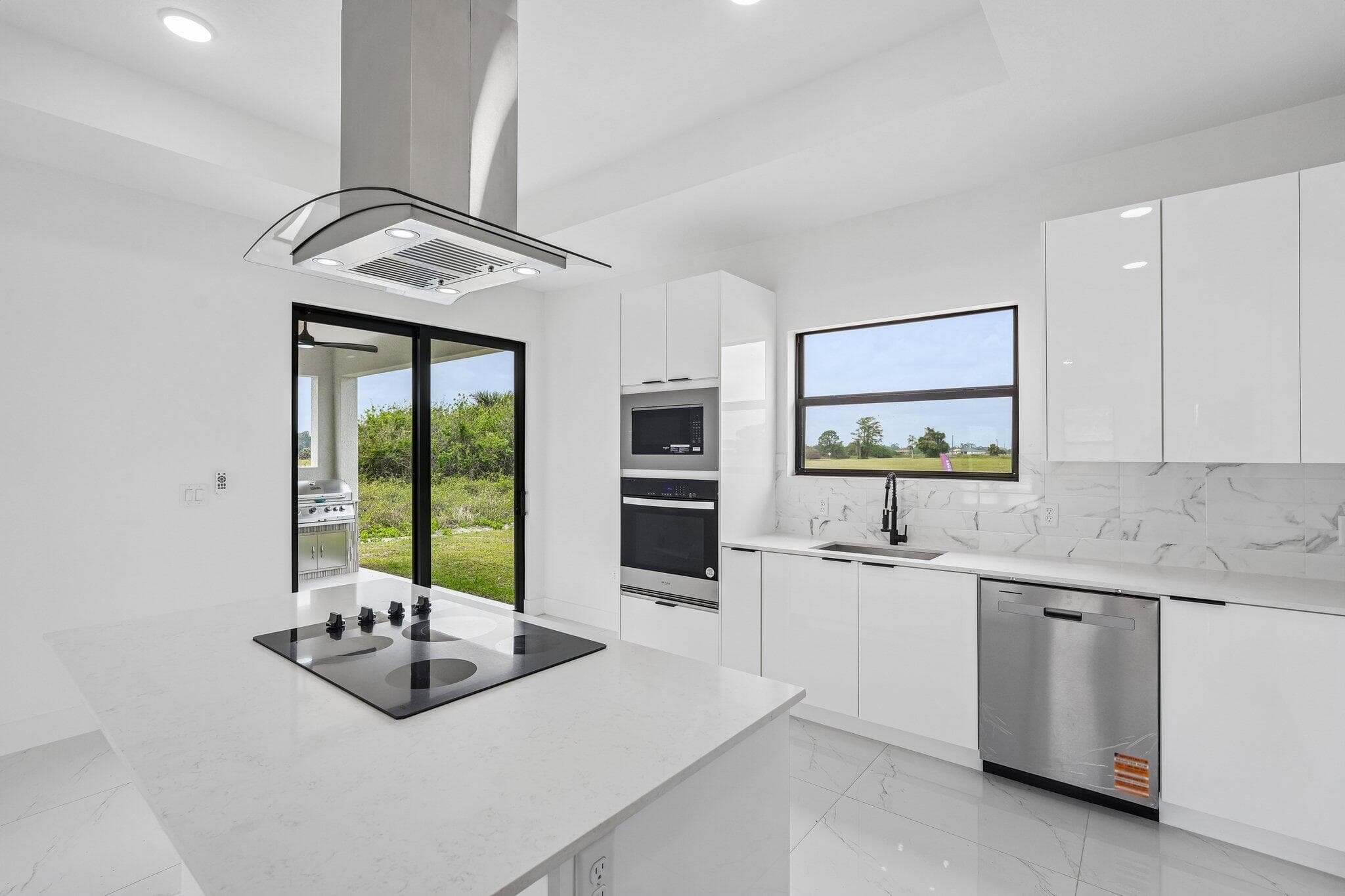 9035 W Broad Circle, LaBelle, FL 33935 5